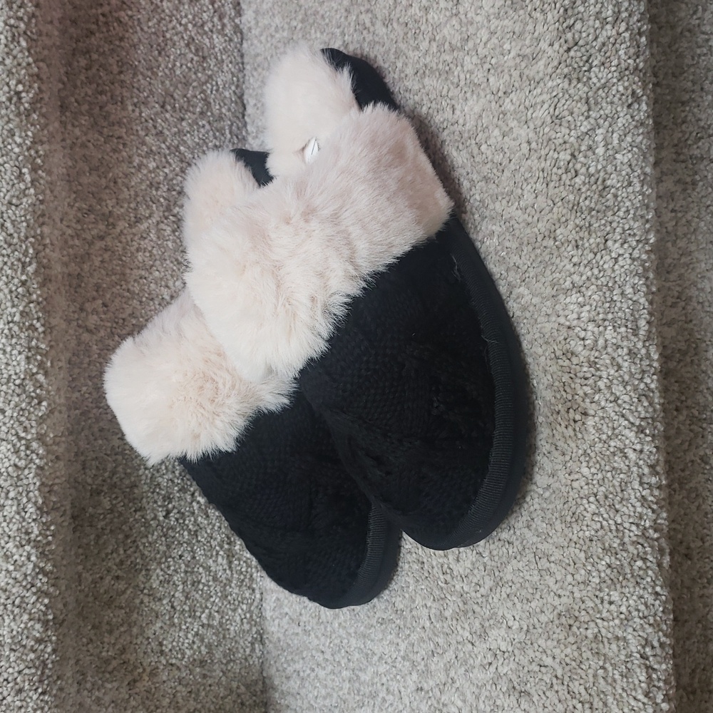 Black purl hard bottom slippers corkys NIB Size 6,7,8,9 And 10